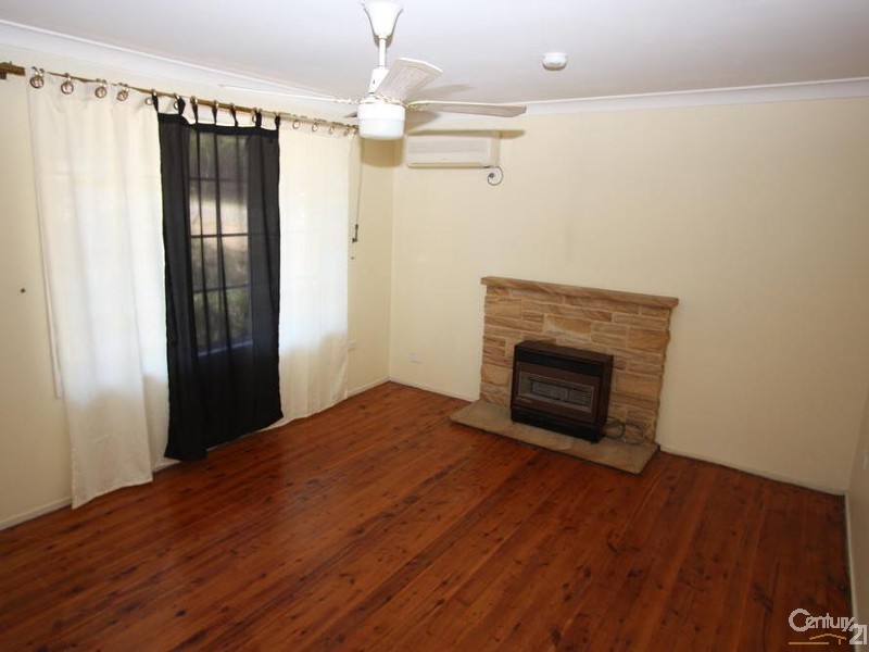 49 Holmegate Crescent, Cranebrook NSW 2749