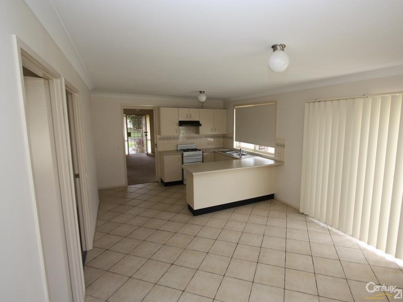 31 Pearra Way, Claremont Meadows NSW 2747