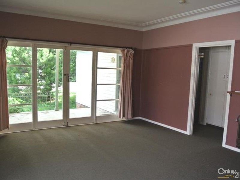 9 Darling Street, Penrith NSW 2750