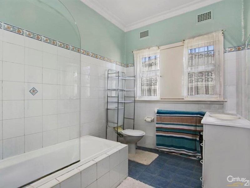 9 Darling Street, Penrith NSW 2750