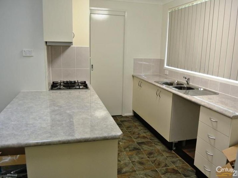 7 Pendock Road, Cranebrook NSW 2749