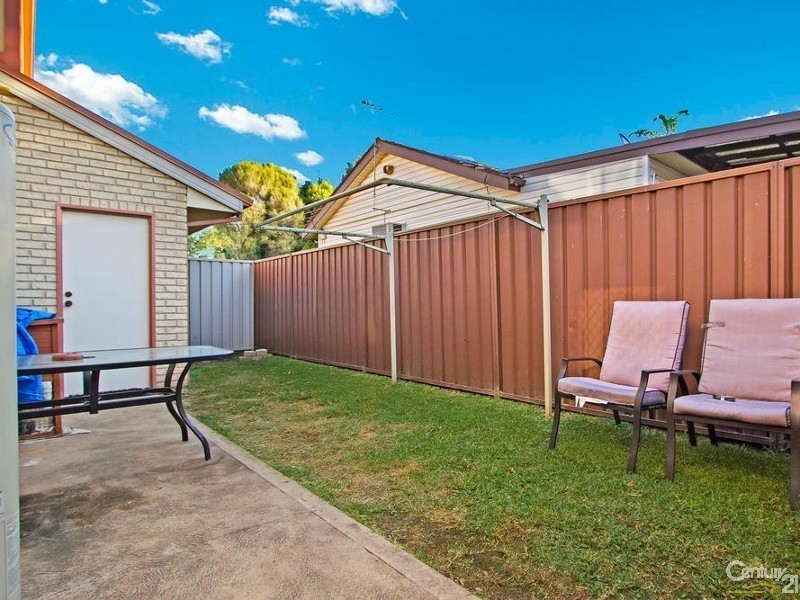 2/25 Derby Street, Penrith NSW 2750