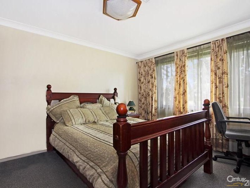 11 Ikin Street, Jamisontown NSW 2750