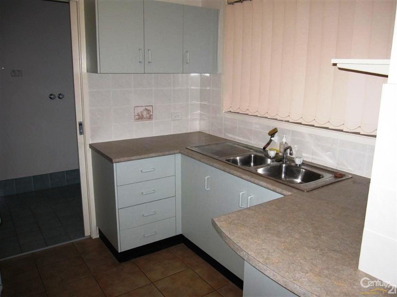 2/72 Brisbane Street, Oxley Park NSW 2760