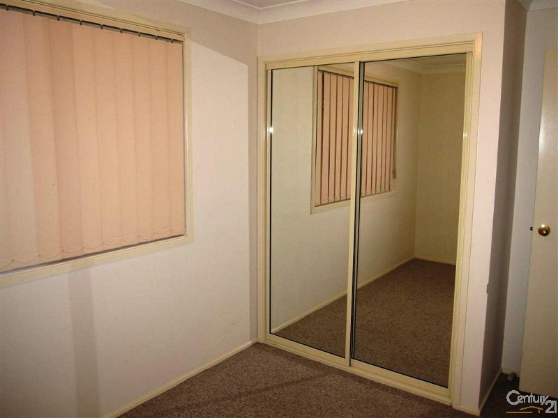 2/72 Brisbane Street, Oxley Park NSW 2760