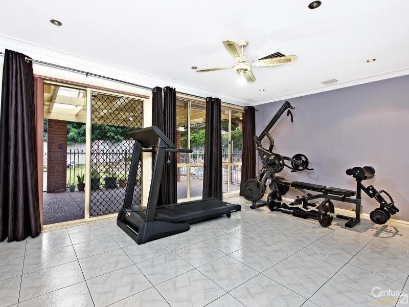 1 Mort Place, Glenmore Park NSW 2745