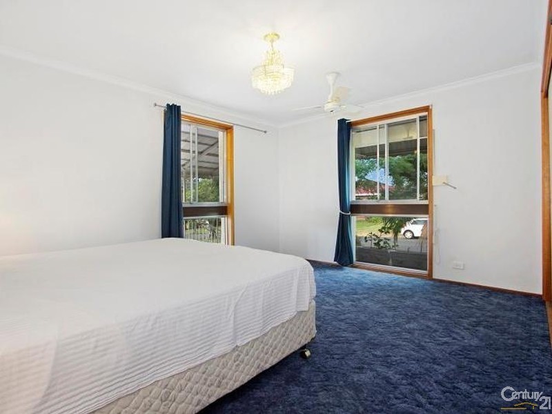 11 Brockamin Drive, South Penrith NSW 2750