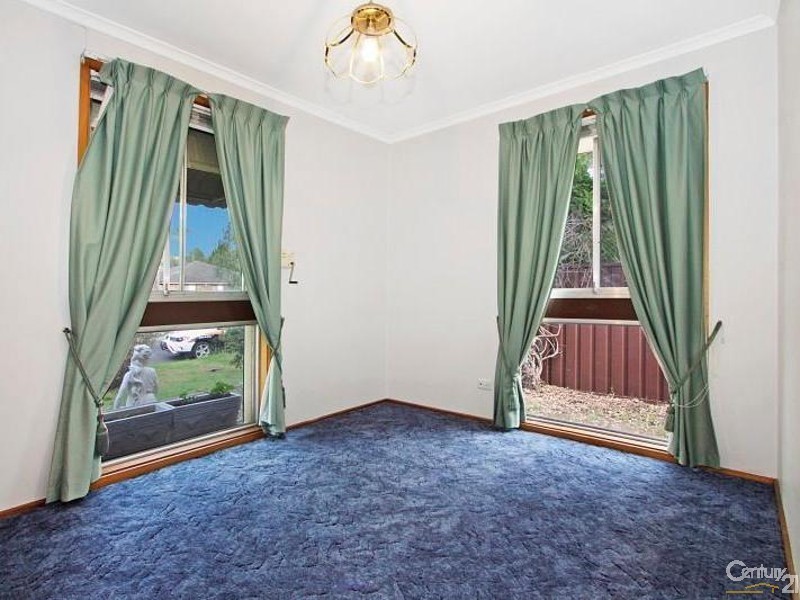 11 Brockamin Drive, South Penrith NSW 2750