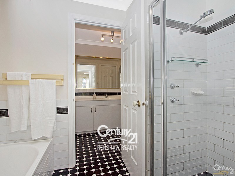 26 Knox Street, Glenmore Park NSW 2745