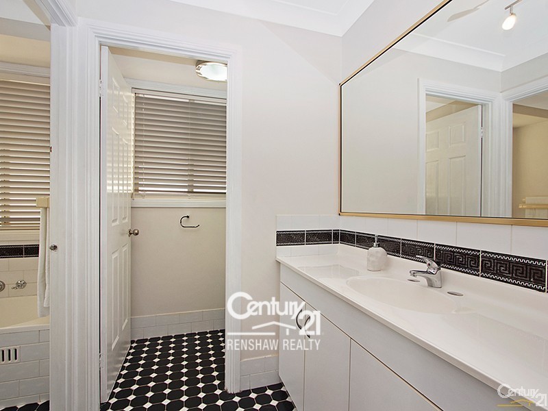 26 Knox Street, Glenmore Park NSW 2745