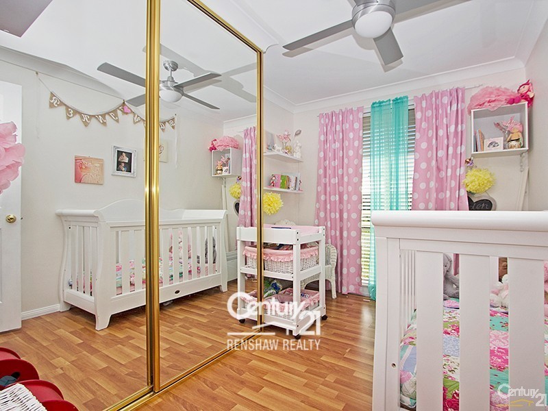 26 Knox Street, Glenmore Park NSW 2745