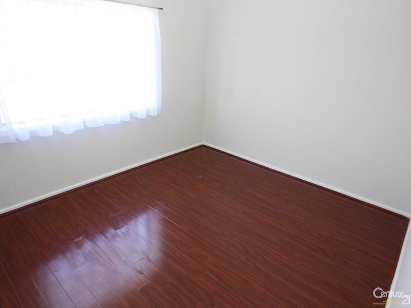 9 Dundee Street, Cambridge Park NSW 2747