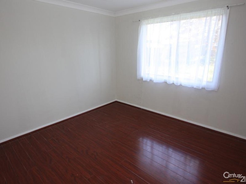 9 Dundee Street, Cambridge Park NSW 2747