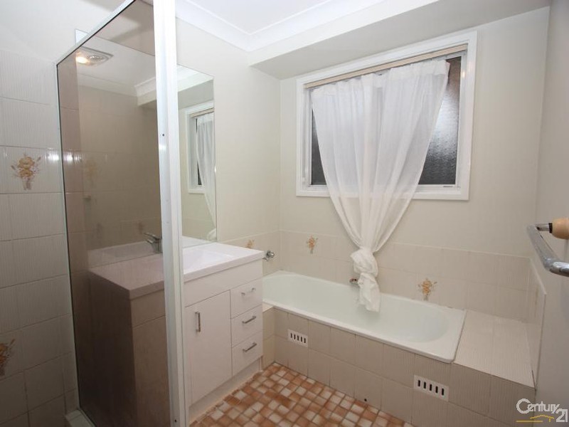 11 Russell Street, Emu Plains NSW 2750