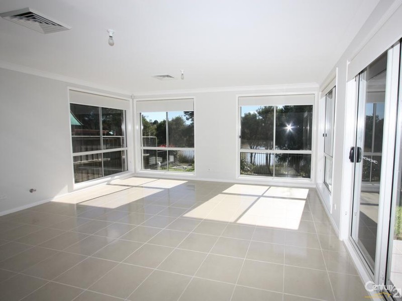 6 Teal Place, Cranebrook NSW 2749