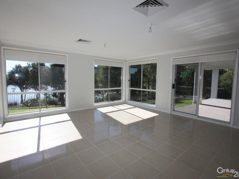 6 Teal Place, Cranebrook NSW 2749