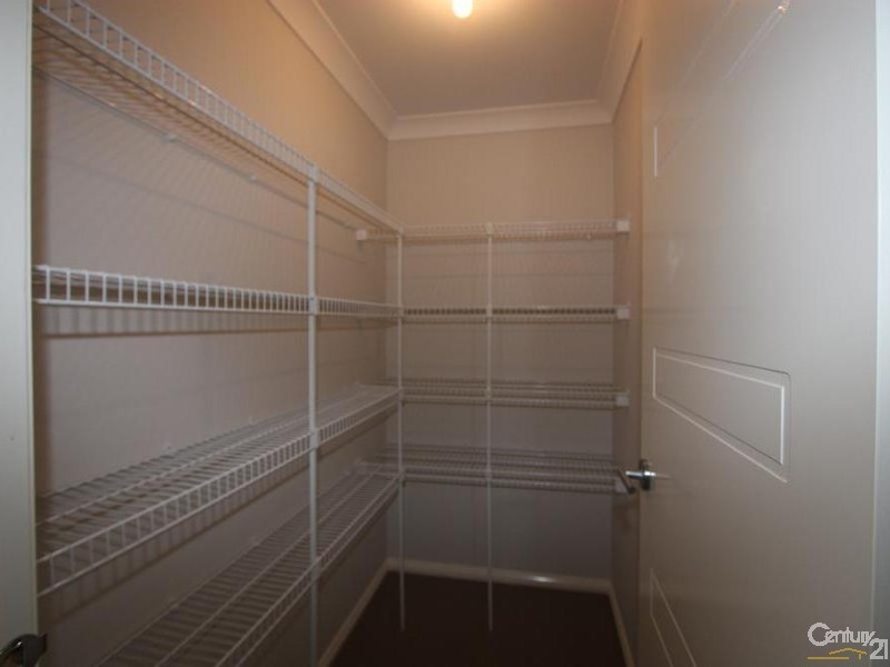 6 Teal Place, Cranebrook NSW 2749