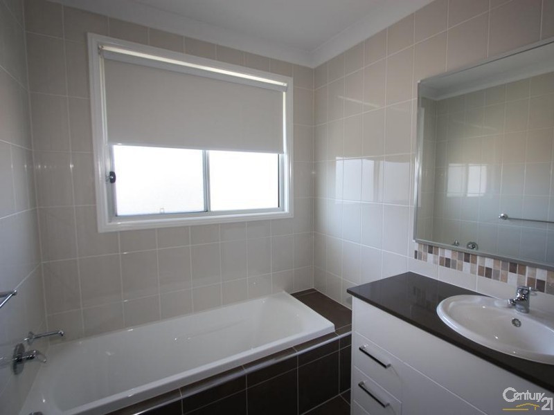 6 Teal Place, Cranebrook NSW 2749