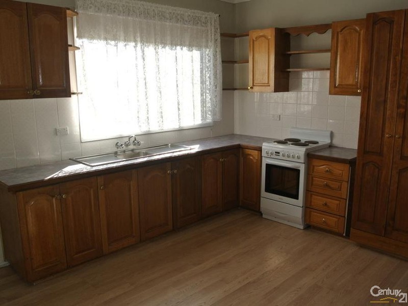 81 Bringelly Road, Kingswood NSW 2747