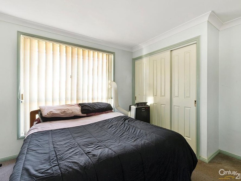 5 Lang Place, Glenmore Park NSW 2745