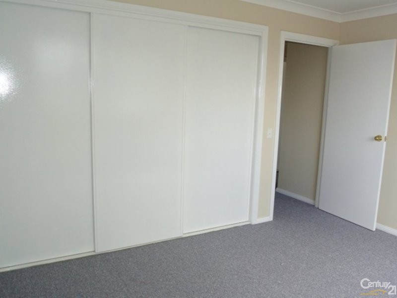 2/6 College Street, Cambridge Park NSW 2747