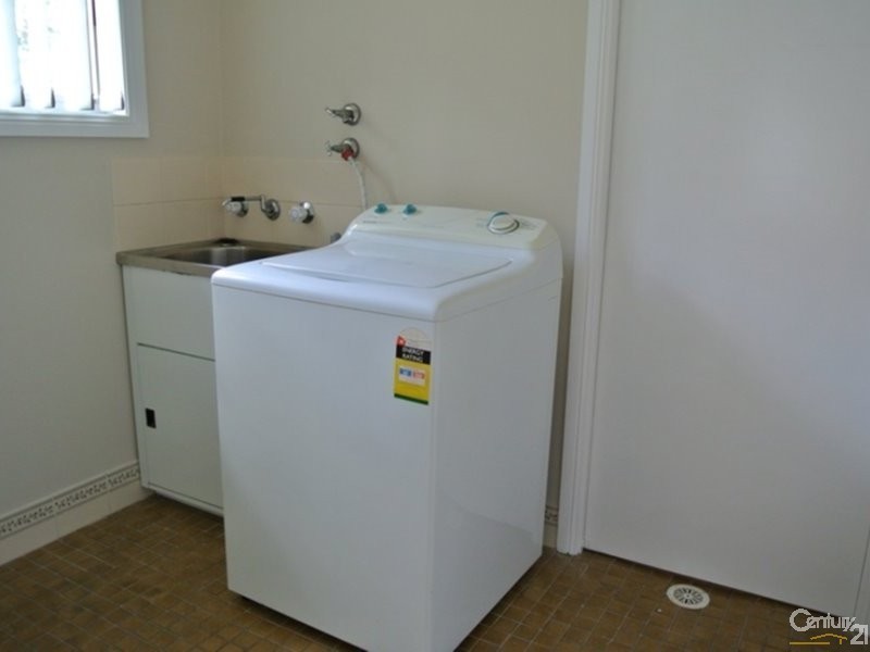 2/6 College Street, Cambridge Park NSW 2747