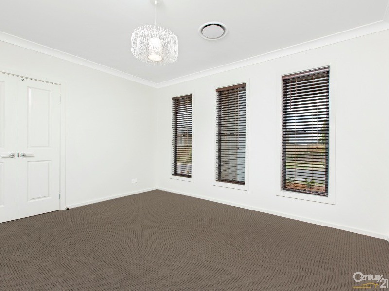 83 Binyang Avenue, Glenmore Park NSW 2745