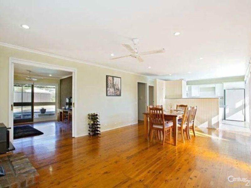 4 Greenhills Avenue, South Penrith NSW 2750