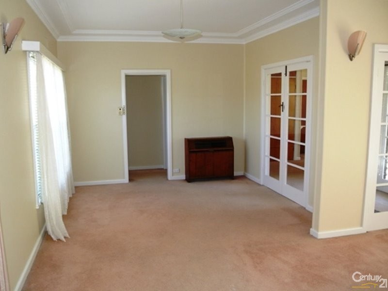 160 Derby Street, Penrith NSW 2750