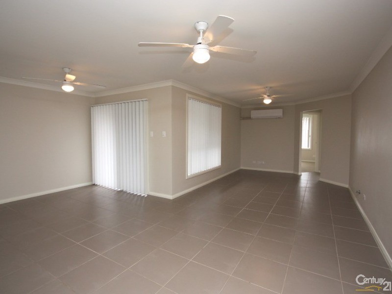 26 Finsbury Circuit, Ropes Crossing NSW 2760