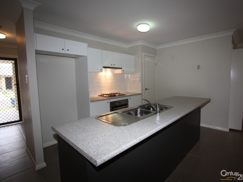 26 Finsbury Circuit, Ropes Crossing NSW 2760