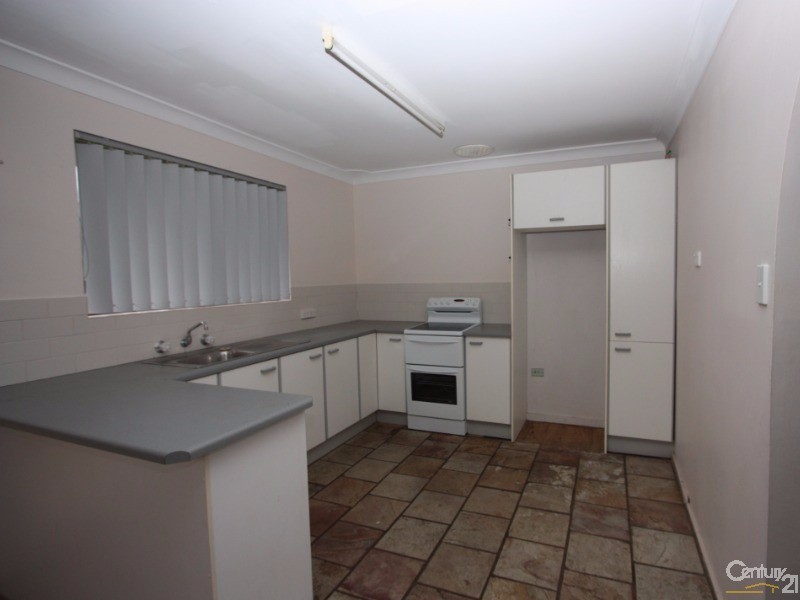 18 William Street, Cambridge Park NSW 2747