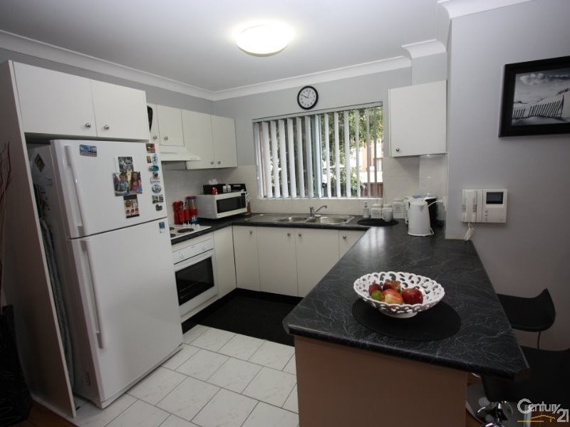 2/49 King Street, Penrith NSW 2750