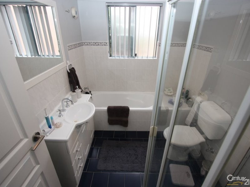 2/49 King Street, Penrith NSW 2750