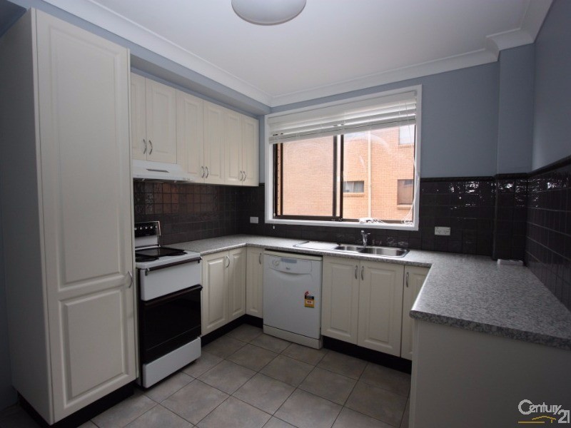 21/1-3 York Road, Jamisontown NSW 2750