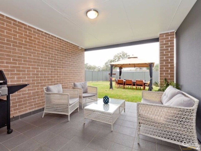 47 Tall Trees Drive, Glenmore Park NSW 2745