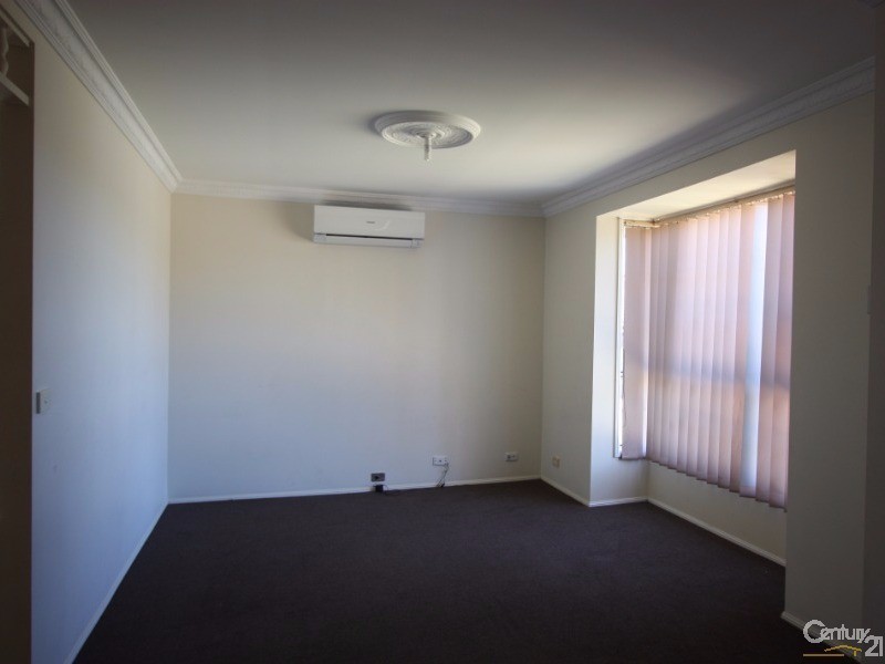 25 Pardalote Place, Glenmore Park NSW 2745