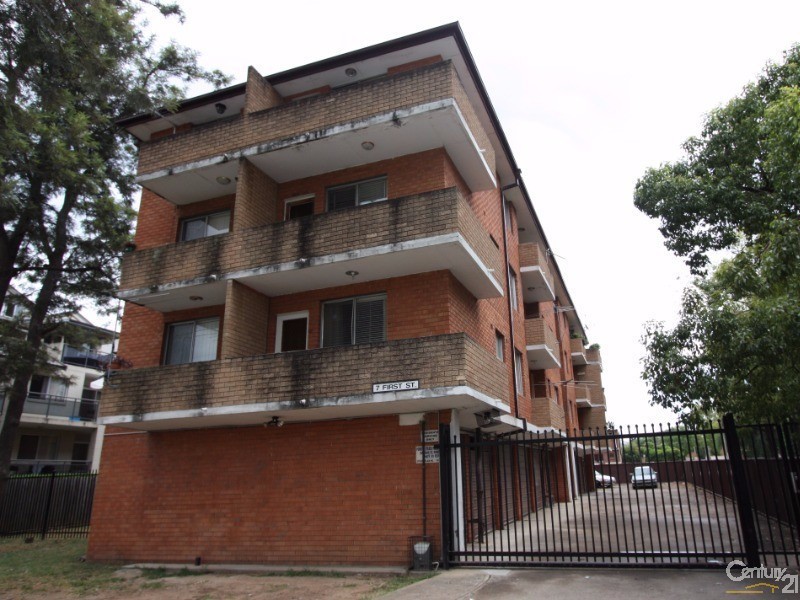 3/7 First Street, Kingswood NSW 2747