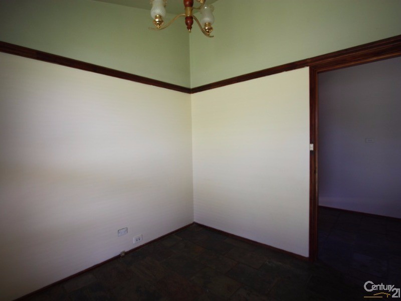 22 Holmegate Crescent, Cranebrook NSW 2749