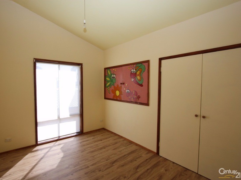 22 Holmegate Crescent, Cranebrook NSW 2749