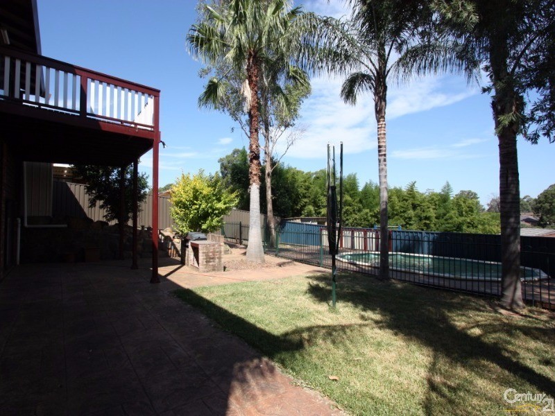 22 Holmegate Crescent, Cranebrook NSW 2749