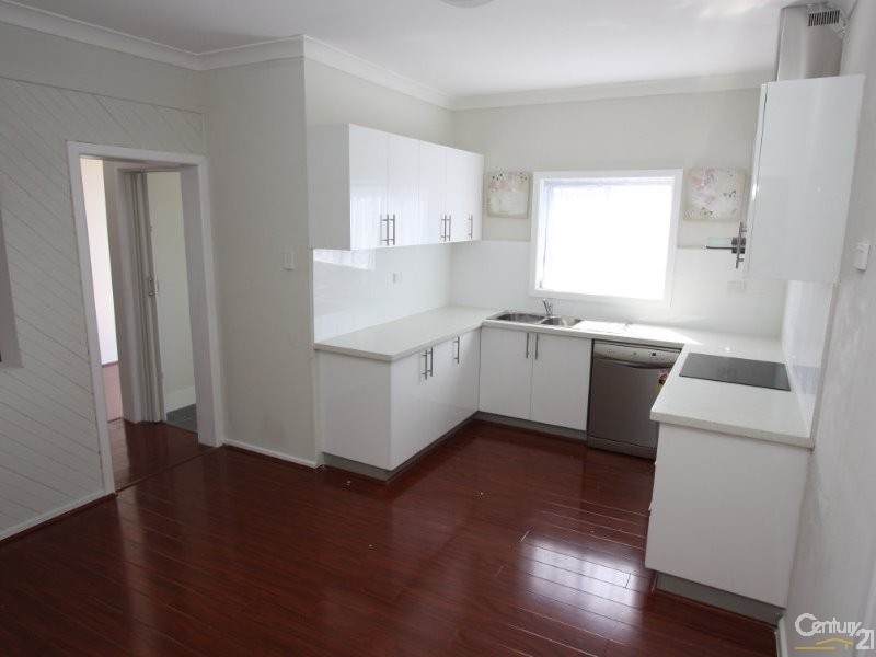 9 Dundee Street, Cambridge Park NSW 2747