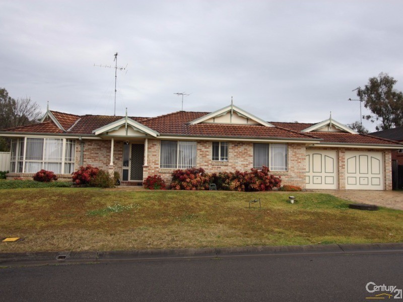 9 Cormonant Crescent, Glenmore Park NSW 2745