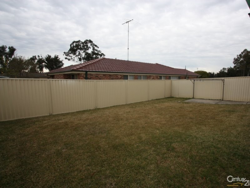 31 Pearra Way, Claremont Meadows NSW 2747