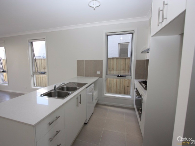 112 Lord Sheffield Circuit, Penrith NSW 2750