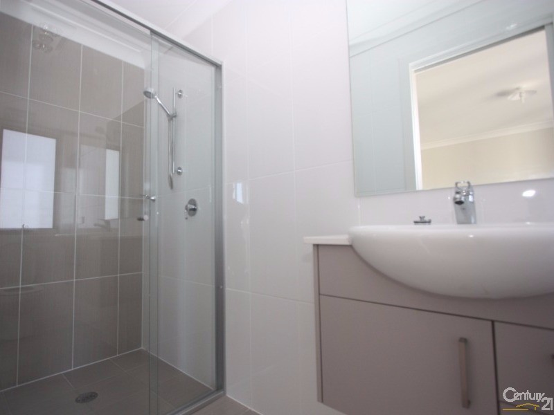 112 Lord Sheffield Circuit, Penrith NSW 2750