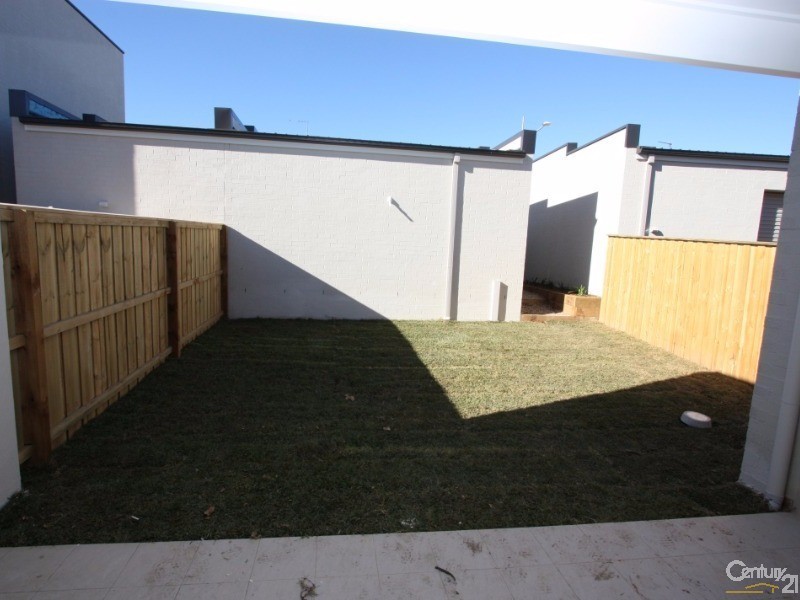 112 Lord Sheffield Circuit, Penrith NSW 2750