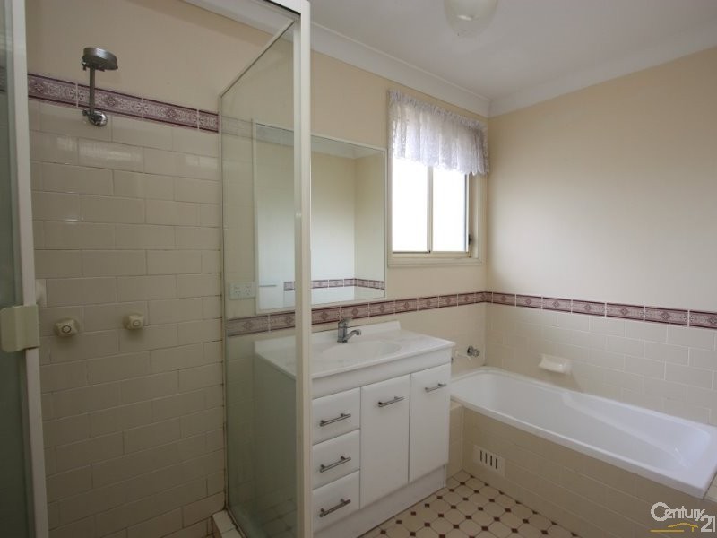 2/15 Park Avenue, Kingswood NSW 2747