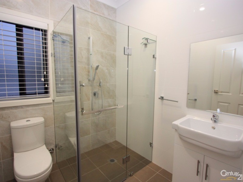 20 White Parade, St Marys NSW 2760