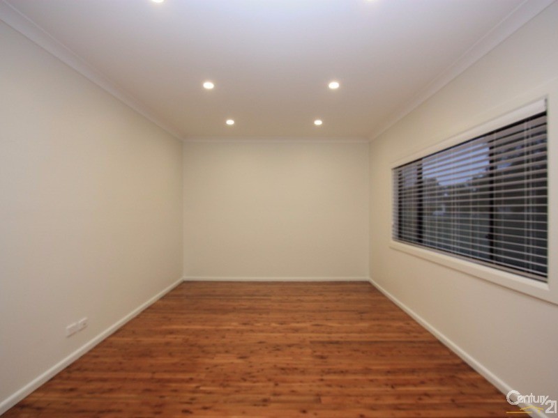 20 White Parade, St Marys NSW 2760